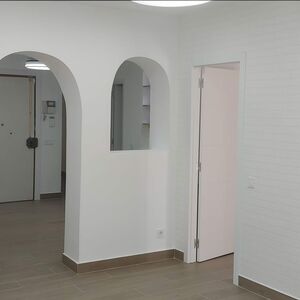 FOR SALE BY OWNER– Unique apartment in the heart of Madrid 