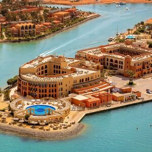 3-Bedroom-Apartment with Lagoon view in El-Gouna for Sale 