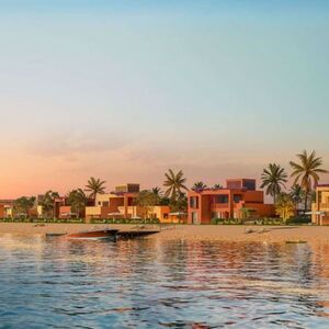  Beachfront and Private boats dock 3-Bedroom-Villa in El-Gou