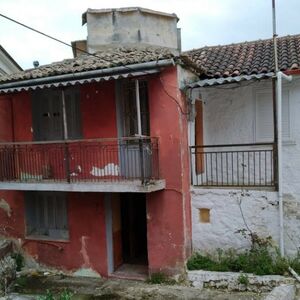 For Sale: Two-Storey House 71 sq.m. for Renovation 