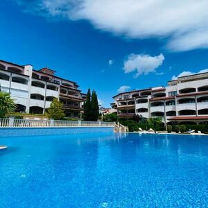  3-Bedroom Apartment with 3 Bathrooms CASA REAL, Sveti Vlas