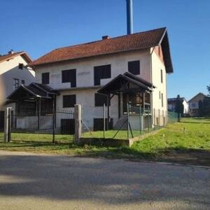 Family house for sale in Apatin