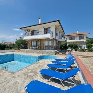 3-Bed, 2-Bath House with Pool, 18 km from Sunny Beach