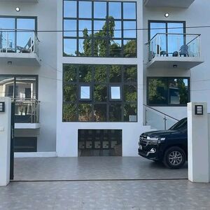 Modern 2-bedroom apartment @ Adjringanor/+233243321202