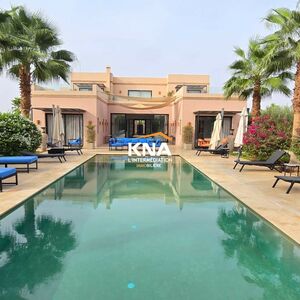 Très jolie Villa de style mixte de grand standing au sein d'