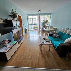 2-Bedroom Apartment with Pool View in Marina Holiday Club