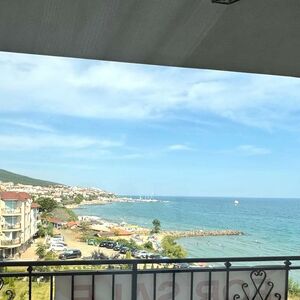 1-Bedroom Sea View Apartment in Ipanema Beach, Sveti Vlas