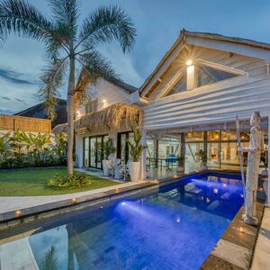Cemagi, Unique 4BR Mediterranean Oasis on Bali's Coastline