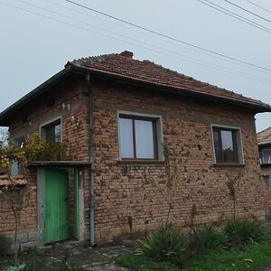 Fully Furnished Village Estate in Morava – Large Plot, Many 