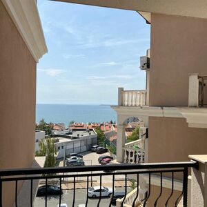 Sea View One-Bedroom Apartment in Villa Antorini, Sveti Vlas