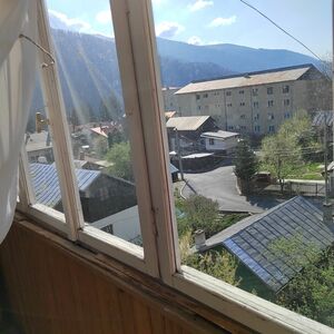 3-Bedroom European Mountain Property – Sinaia, Romania