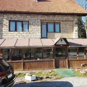 House with Commercial Space for Sale in Han Pijesak, Bosnia 