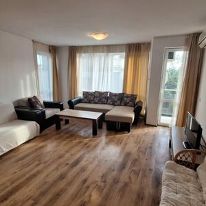 Spacious One-Bedroom Apartment in Mirni Complex, Sveti Vlas