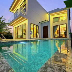 Exclusive Tropical Luxury Pool Villa &ndash; Pattaya , Thailand