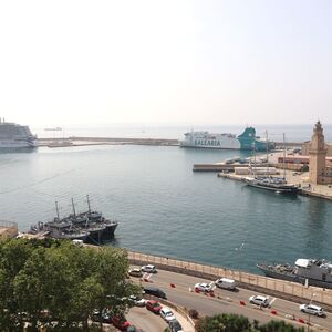 Luxury Penthouse with Panoramic Sea Views 