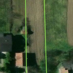 I am selling a plot in Novi Banovci