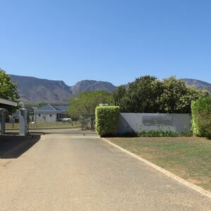 3 Bedroom Home in Western Cape Country Estate.