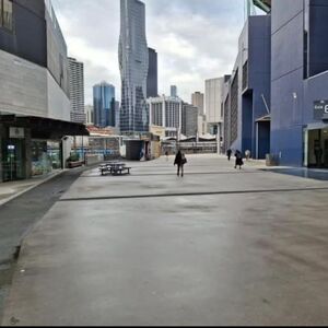 Commercial building for sale 