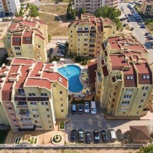 1-Bedroom Apartment with Pool View in Sea Dreams Complex