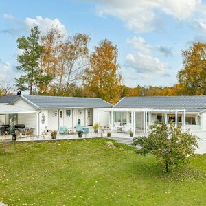 Swedish West Coast Vacation Home with Separate Annex 