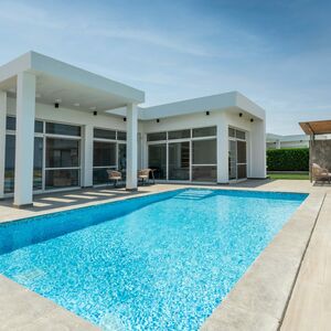 Beachfront 1-Bedroom-Apartment with sea view in Somabay