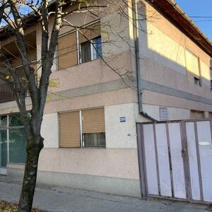 Family house with a large plot in Novosadska Street-Temerin