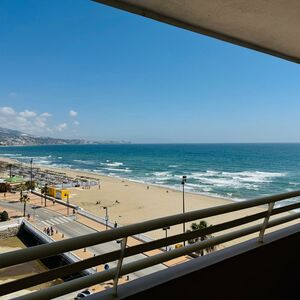 Luxury Beachfront Living &ndash; Prime First-Line Location