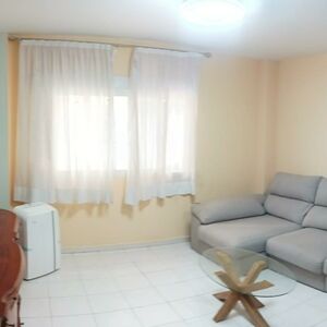 Planta baja luminosa en Vinar&ograve;s &ndash; Zona Hotel Teruel