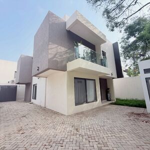 luxurious fully furnished 3 bedroom home +bq@ cantonment