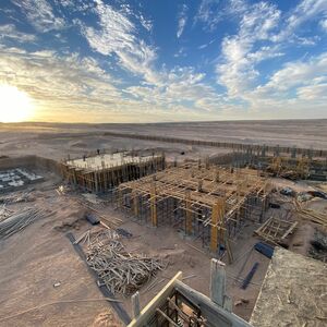 1 Bedroom Apartment Directly on the Lagoon + Private Garden