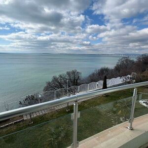 Sea View 1-Bedroom Apartment | First Line | Alex Beach