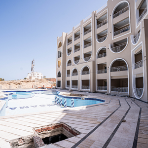 Sea & Pool View Studio in Stone Heights &ndash; 68 sqm