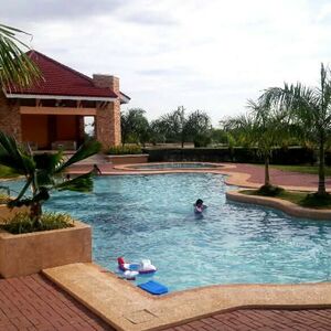 Resale 400sqm Overlooking Flat Terrain in Vista Verde Cebu 