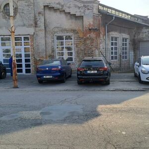 Industrial unit for sale 