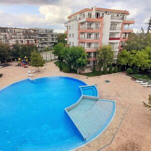 Pool and Sea Views 1-Bedroom apartment in Riviera Fort Beach