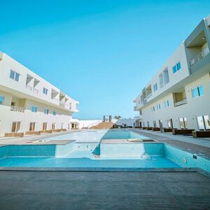 1BR Garden View Apartment in La Vista- Ready to move 