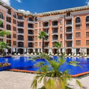 A big plot of land for sale in Ravda village