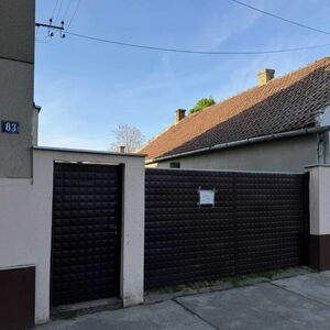 House for sale in Bačko Gradi&scaron;te
