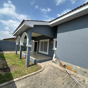DECENT 4-BED HOUSE TO LET@MANET JUNCTION, GHANA
