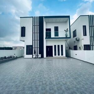 EXECUTIVE 4-BED TOWNHOME FOR SALE@ OGBOJO