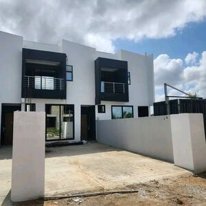 SEMI DETACHED 3-BEDROM HOME FOR SALE@ EAST LEGON HILL
