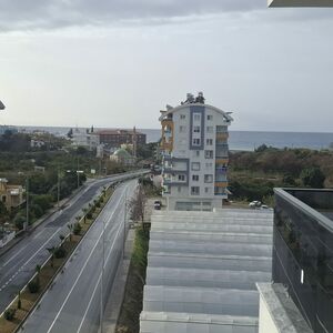 Meerblick 1+1 Wohnung in Demirtaş, Alanya