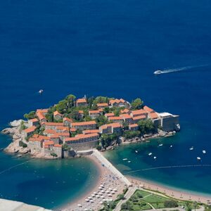 A plot with a view is for sale under Sveti Stefan