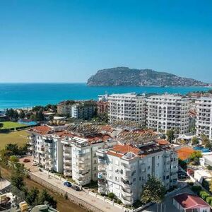 Luxury 3+1 Duplex 200m from the Sea