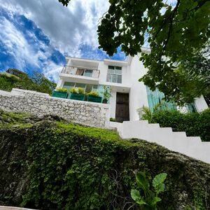 Beautiful Home for Sale &ndash; Las Ca&ntilde;adas, Zapopan