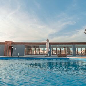 Scandic Resort | Spacious 3-Bedroom Apartment with Sea view