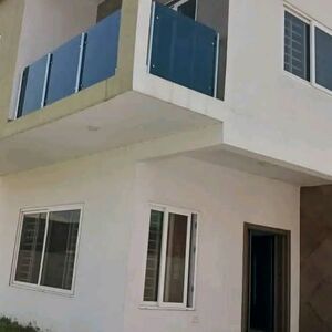 EXECUTIVE 3-BEDROOM HOME+BQ TO LET@SPINTEX MANET