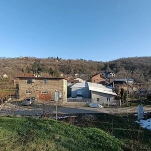 Residential and commercial building for sale (house, hall)