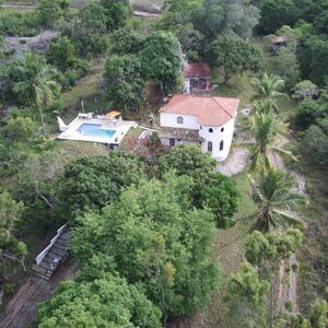 Castle with swimming pool on 4.5 ha in tropical Brasil