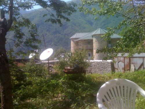 Car place&housefoundation